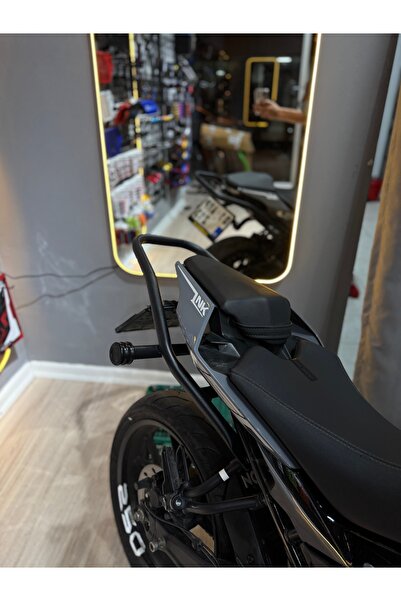 CF Moto NK250 ARKA STUNT (KUYRUK) DEMİRİ MAT SİYAH