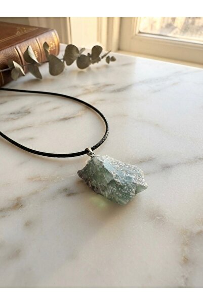 Meneva Aksesuar Natural Fluorite Crystal Raw Stone Pendant