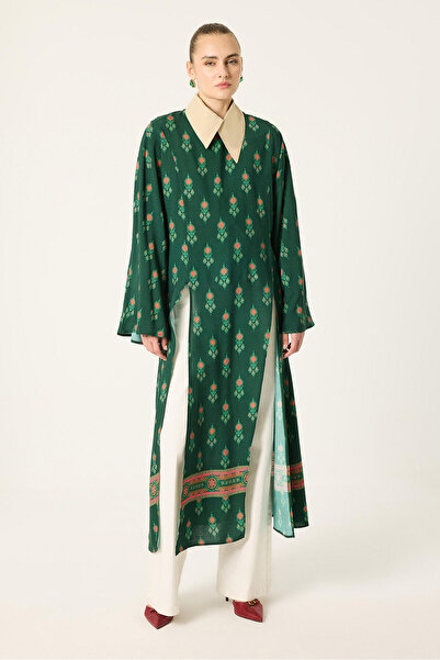 Touché Privé Front Slit Patterned Tunic