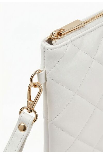 BK Bags & Accessories حقيبة يد نسائية بيضاء متوسطة الحجم