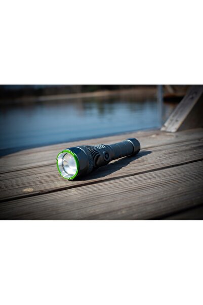 Vayox LATARKA LED TACTICĂ CU ZOOM REÎNCĂRCABILĂ USB-C IPX7 3000lm LAMPĂ PRO