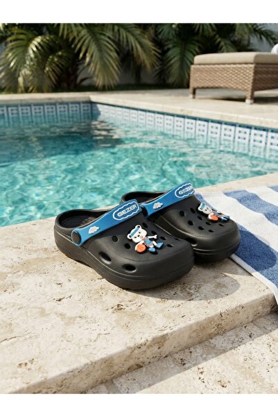 GEZER Boy's Closed-Front Cross Non-Slip Sole Slippers