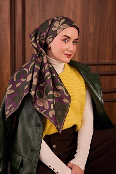 Silk Home وشاح حريري منسوج بنمط أخضر مخملي ونقوش الأقحوان 90×90