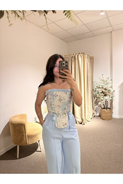 Alâ Butik Official Çiçek Desenli Bağcık Detaylı Korse Bluz