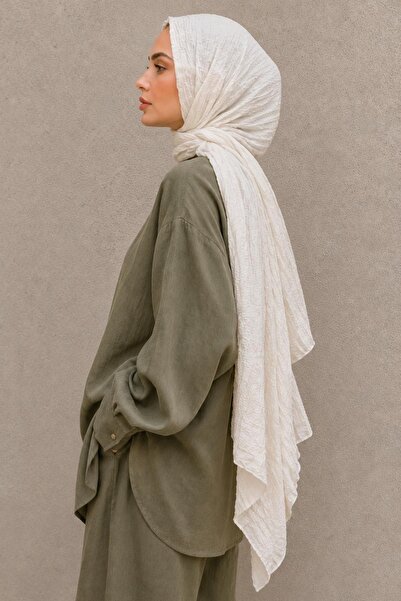 AFVENTE Vual Crash Shawl Ecru
