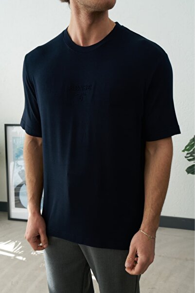 duo fideles Men's Text Detailed T-Shirt