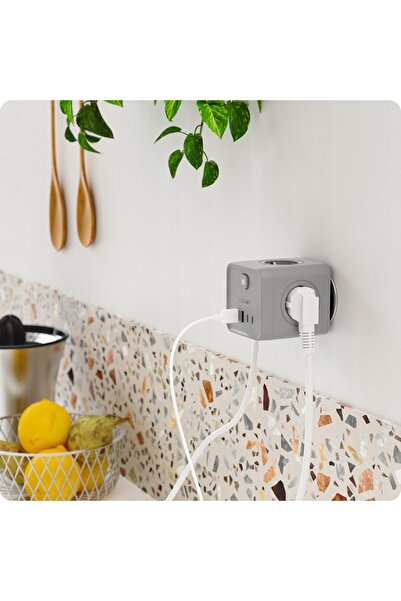 NO BRAND Voomy Split X7 Adaptor de perete 8-în-1 cu 4 prize, 2 USB-C (20W), 2...