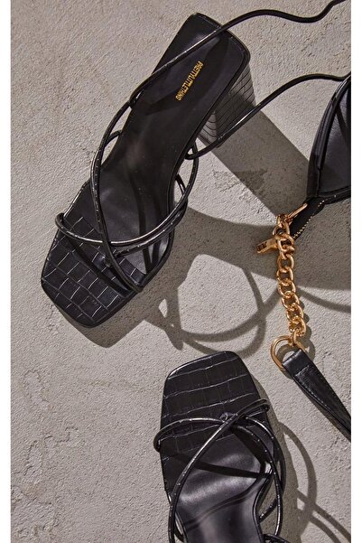 NO BRAND Sandale clasice negre, stil japonez, cu toc bloc, din piele ecologic...