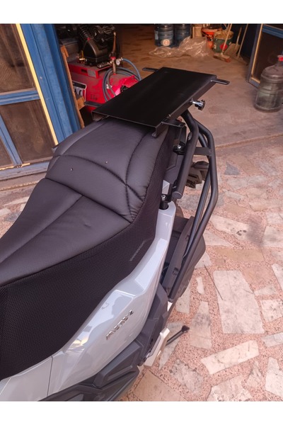 Hünkar Motomotiv SYM ADX UYUMLU DÜZ BORU KIZAKLI ÇANTA DEMİRİ