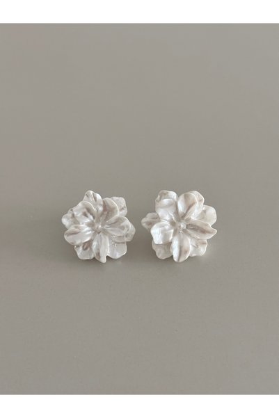 DİESMOONCO White Flower Earrings – Vintage Flower-Shaped Women's Earrings