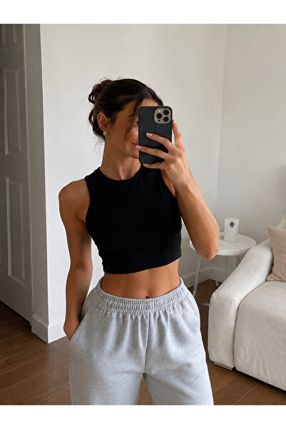 MOREYES Black Crew Neck Short Sleeve Crop