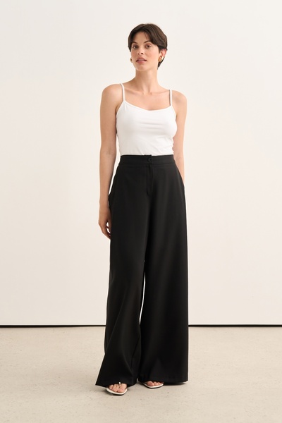 EBU Prive Women's Draped Pleated Detailed Trousers Black