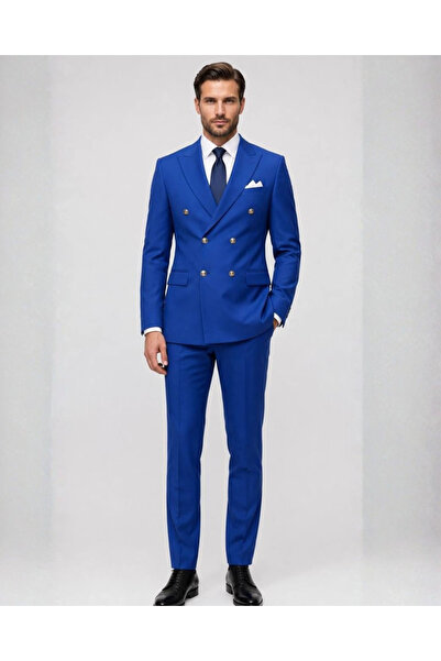 Plus Scorpion Costum bărbătesc elegant, albastru regal, croială slim fit, sacou la două rânduri de nasturi, pantaloni asortați, ideal pentru nunți, botezuri, evenimente speciale și ținute business rafinate.