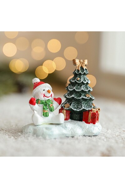 Rao Ornament de Craciun din Rasina pentru Decor, Model Om de Zapada cu Brad, ...