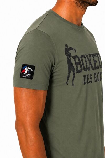 Boxeur Des Rues Tricou bărbătesc Slim-Fit Boxeur des Rues, Verde oliv, Logo negru, Bumbac premium