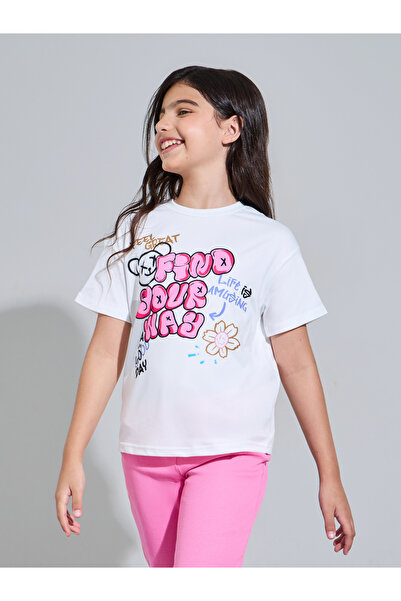 Styli Teen Girls Off White Oversize graphic Print T-Shirt