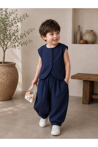 favorimkids Boy's Brown Striped Vest 2-Piece Set