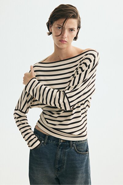 H&M Kayık Yakalı Üst