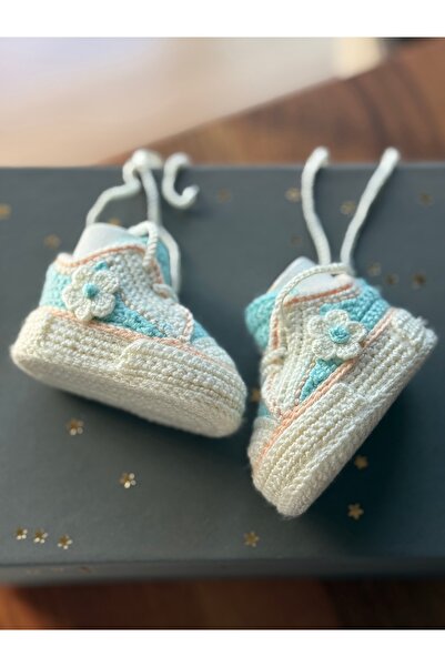nimetabla 0-3 Months (9cm) Hand Knitted Baby Booties