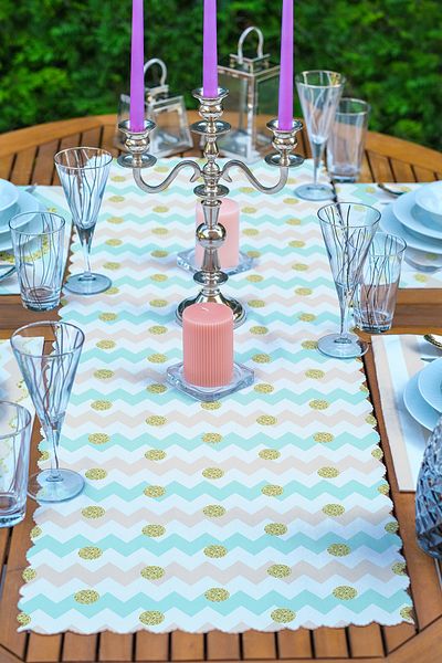 Realhomes 4+1 Ροζ & Χρυσό Λεπτομερές Love Designed American Service & Runner Set