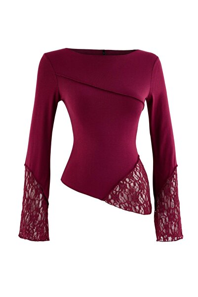 Trendyol Collection بلوزة محبوكة ناعمة ومرنة بلون أحمر كلاريت مع ياقة كاياك و...