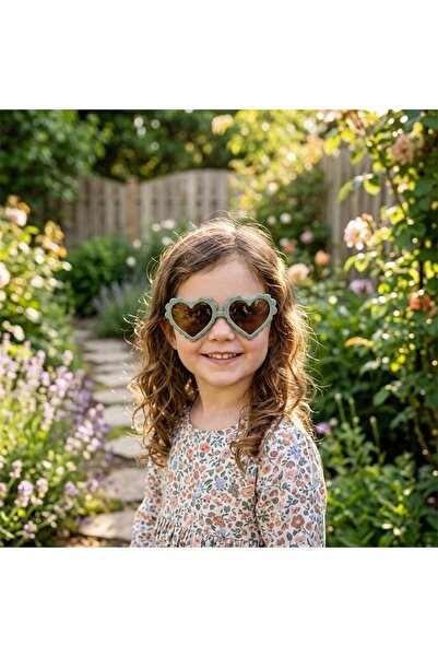 The Cloudish Shop Girl's Heart Sunglasses Green (Boxed)