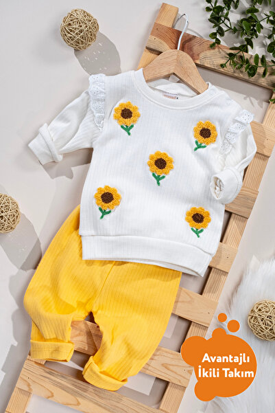 Rocha Baby Baby Girl Sunflower Embroidered Ruffled Ribbed 2-Piece Set
