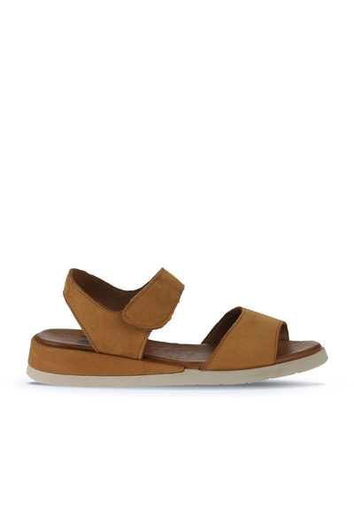 Bueno Shoes Sandale plate pentru femei din nubuc deschis la culoare cafenie 0...