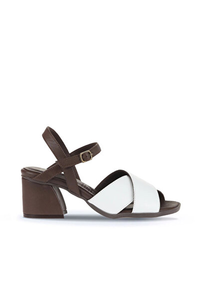 Bueno Shoes صندل نسائي بكعب عالٍ من الجلد باللون الأبيض والبني 01wa3500