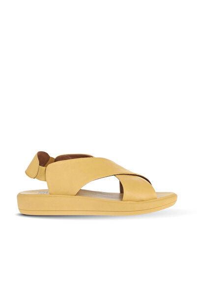 Bueno Shoes Sandale plate de damă din piele galbenă 01wy2303