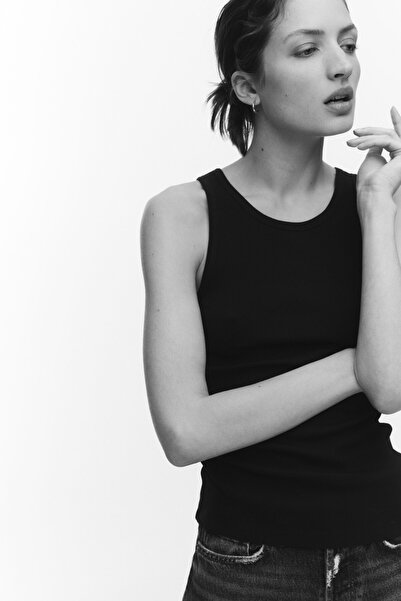 H&M Ribanalı ve İpek Karışımlı Kolsuz Üst