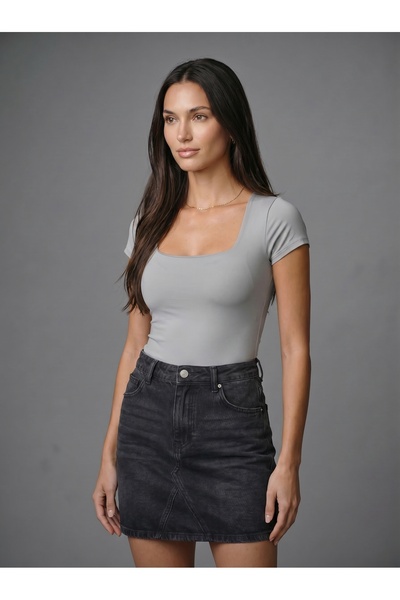 Noe Collection Women's Square Neck Short Sleeve Snap Fastener Body Slim Fit Tight Fit Lycra Bodysuit