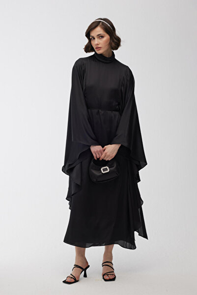 Manuka SATIN-ABENDKLEID MIT KAPUZE SCHWARZ
