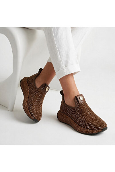 LABRONA Women's Patterned Stone Detailed High-Sole Slip-On Walking Shoes