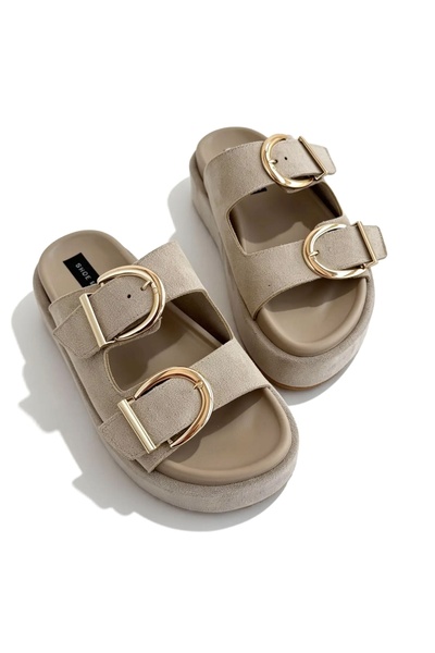 Shoebutik شبشب نسائي من جلد الغزال البيج بكعب عريض من جيزة
