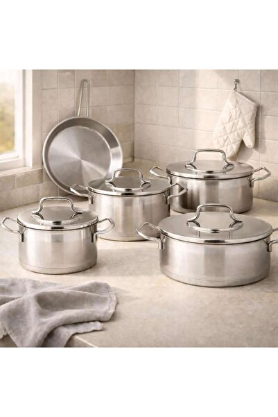 PAN HOME طقم أواني طهي ألفا من 9 قطع - كروم