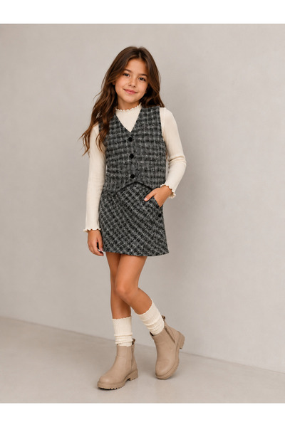 Veni Baby Girl's Shorts Skirt & Vest