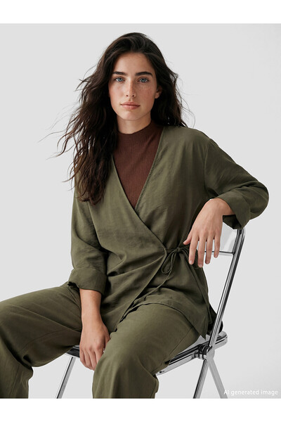 LC Waikiki Nevavm Double-Breasted Collar Textured Modal Blend Women's Kimono ...
