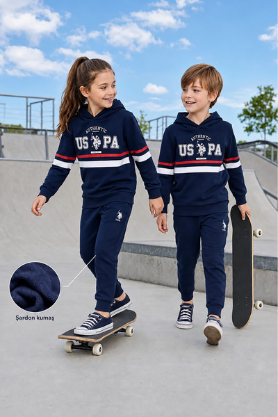 U.S. Polo Assn. Set trening pentru băieți U.S. Polo Assn, licențiat, bleumari...