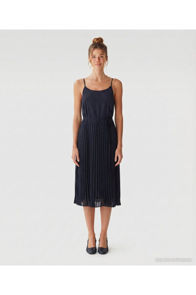 Yargıcı Straight Crew Neck Strap Dress