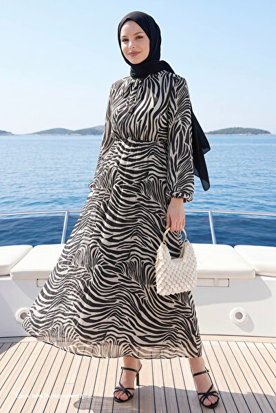 InStyle Φόρεμα με μοτίβο Lenda Chiffon Hijab - Εκρού