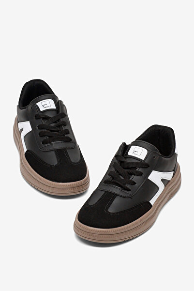 Tonny Black Γυναικεία μαύρα λευκά άνετα παπούτσια sneaker με σόλα από καουτσο...