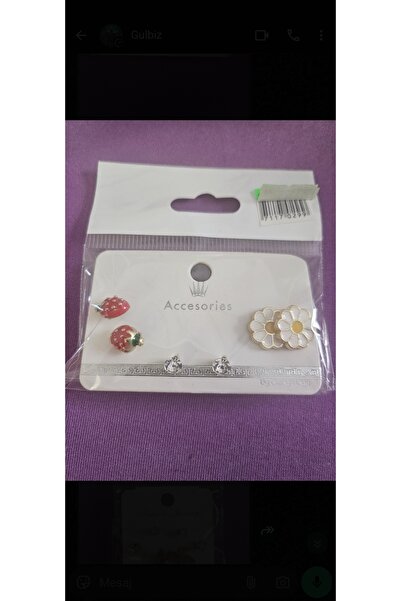 NO BRAND Three Pairs of Earrings in One
