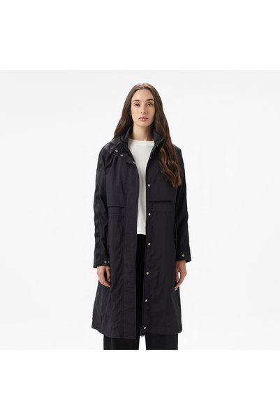Lacoste Kadın Kapüşonlu Siyah Mont
