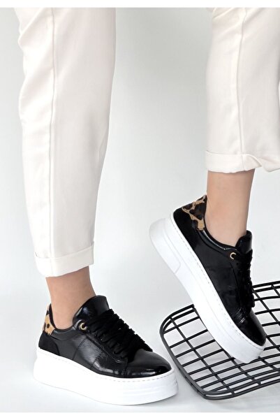 Generic Brand Jetan Black Patent Leather Lace-Up Sports Shoes