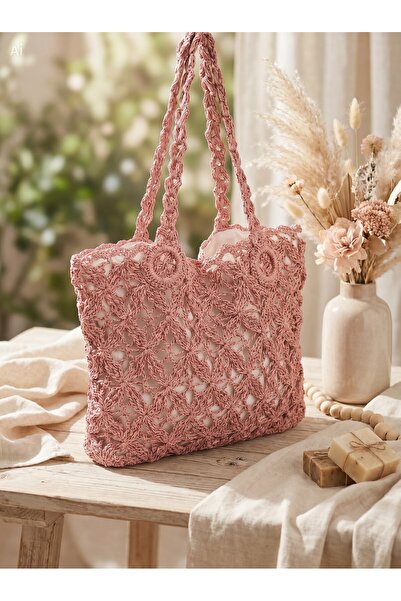 Meya design A Must-Have for Your Summer Outfits: Handmade Knitted Bag 🌸