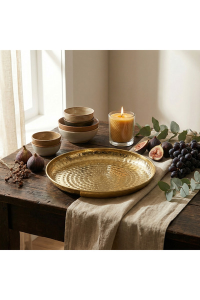 Homelves Lattice Hammered Metal Serving Platter, Gold
