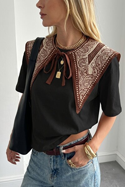 The Champ Clothing Γυναικείο μπλουζάκι oversized Parisian Siena με αξεσουάρ γ...