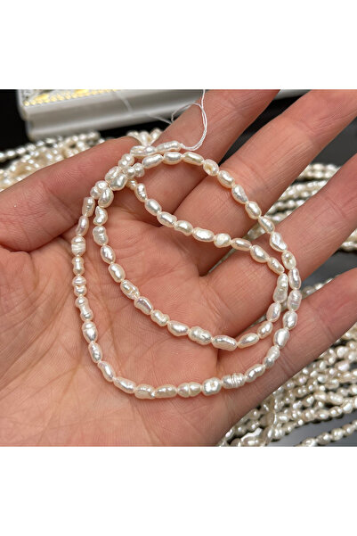 Choice 3-4mm-A White 3–4mm Irregular-shaped Punch Beads White Natural Freshwa...