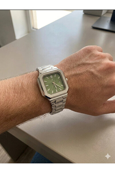 More Black Men's Wristwatch Metal Strap Green Dial Date Display